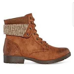 💋SOLD💋Arizona brand  combat boots